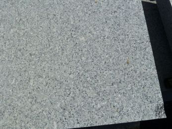 102T-Schlesischer_Granit_Kostrza-JUR0112.JPG
