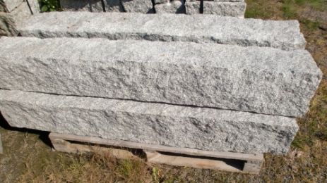 Pallisaden_Granit hell_100_20_6-8.jpg