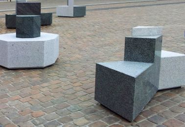 100+110-Sitzgruppe_Freiberg-Hohwald&Lausitzer_Granit_a.jpg