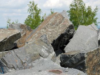 110FEB-Hohwald_Syenit_Basaltkruste-Lg8.JPG