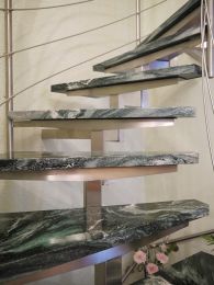 Spindeltreppe-263-Masi_Quarzit_a.jpg