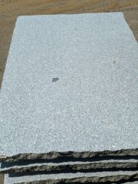 100T-Lausitzer_Granit.JPG